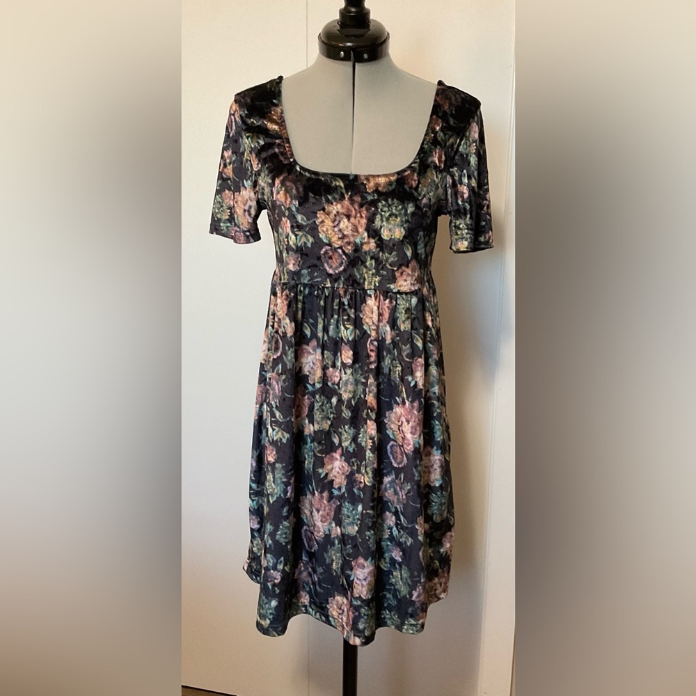Current mood floral velvet grunge dress size s